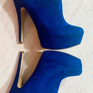 Aldo HOOTS Cobalt Blue Suede Platform Booties | Stiletto Heel | Size 38 / US 8